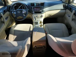 2013 Toyota Highlander with VIN 5TDZA3EH2DS046517, listed as a Copart auction lot 44943285 with 148,980 mi miles and Salvage Title. Bid and sale history available at carsss.com. Image 8.