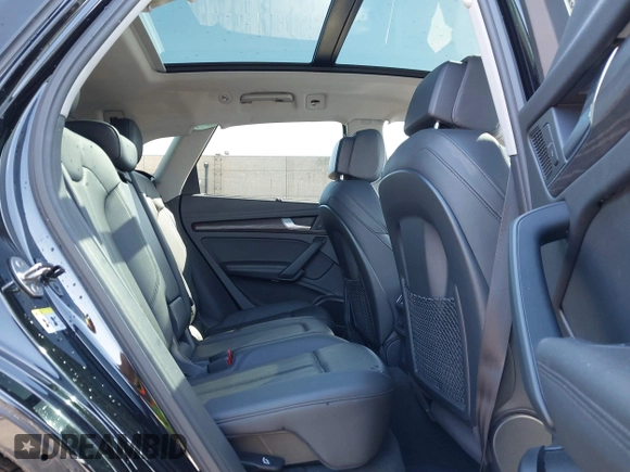 2018 Audi Q5 Prestige z VIN WA1CNAFY3J2078029, wystawiony jako IAAI lot #41822564 z przebiegiem 80 690 mil mil oraz . Historia ofert i sprzedaży dostępna na DreamBid. Obrazek 8.