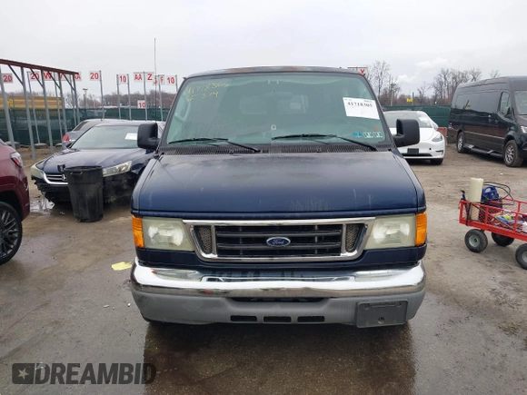 2006 Ford Econoline Passenger XL with VIN 1FMRE11LX6DA52692, listed as a IAAI auction lot 41718305 with 138,736 mi miles and . Bid and sale history available at DreamBid. Image 12.