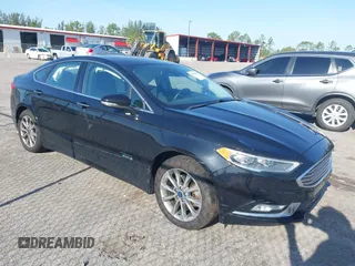 2018 Ford Fusion Titanium с VIN 3FA6P0SU4JR106559, выставлен на аукционе IAAI как лот 42282077 с пробегом 98 218 миль миль и . История ставок и продаж доступна на DreamBid. Изображение 1.