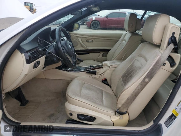 2012 BMW 3 Series 328i z VIN WBADW3C58CE823000, wystawiony jako Copart lot #44069145 z przebiegiem 173 705 mil mil oraz Czysty tytuł • Clean title. Historia ofert i sprzedaży dostępna na DreamBid. Obrazek 7.