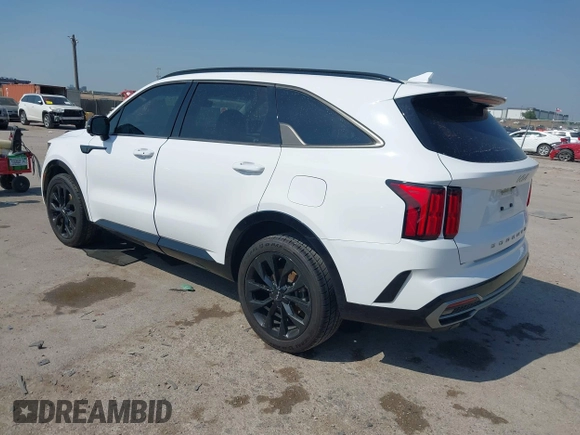 2022 Kia Sorento SX with VIN 5XYRK4LF1NG078345, listed as a IAAI auction lot 42016359 with 102,856 mi miles and . Bid and sale history available at DreamBid. Image 3.