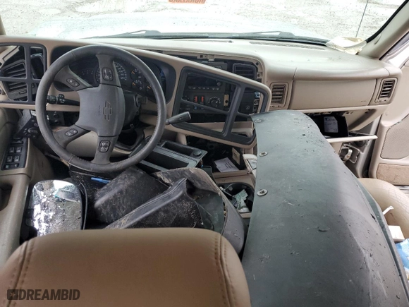 2005 Chevrolet Avalanche LS with VIN 3GNEC12Z25G291738, listed as a Copart auction lot 86274944 with 167,874 mi miles and Salvage Title. Bid and sale history available at carsss.com. Image 8.