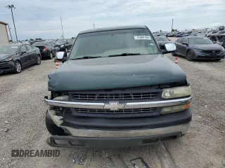 2002 Chevrolet Silverado 1500HD LS z VIN 1GCGC13U72F124518, wystawiony jako Copart lot #72606104 z przebiegiem 247 796 mil mil oraz Szkoda całkowita • Salvage title. Historia ofert i sprzedaży dostępna na DreamBid. Obrazek 5.