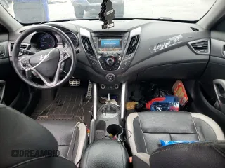 2013 Hyundai Veloster Turbo z VIN KMHTC6AE4DU155792, wystawiony jako Copart lot #83189014 z przebiegiem 70 033 mil mil oraz Szkoda całkowita • Salvage title. Historia ofert i sprzedaży dostępna na DreamBid. Obrazek 8.