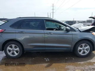 2024 Ford Edge SE z VIN 2FMPK4G91RBA55178, wystawiony jako IAAI lot #41696584 z przebiegiem 25 036 mil mil oraz . Historia ofert i sprzedaży dostępna na DreamBid. Obrazek 12.