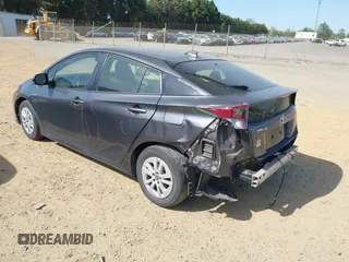 2016 Toyota Prius Two with VIN JTDKBRFU6G3510041, listed as a IAAI auction lot 42031473 with 157,885 mi miles. Bid and sale history available at carsss.com. Image 3.