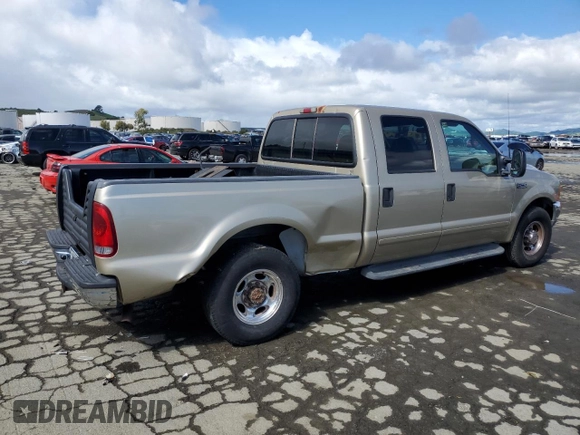 2001 Ford Super Duty F-250 XL with VIN 1FTNW20S81EA81948, listed as a Copart auction lot 49008325 with 211,966 mi miles and Salvage Title. Bid and sale history available at carsss.com. Image 3.