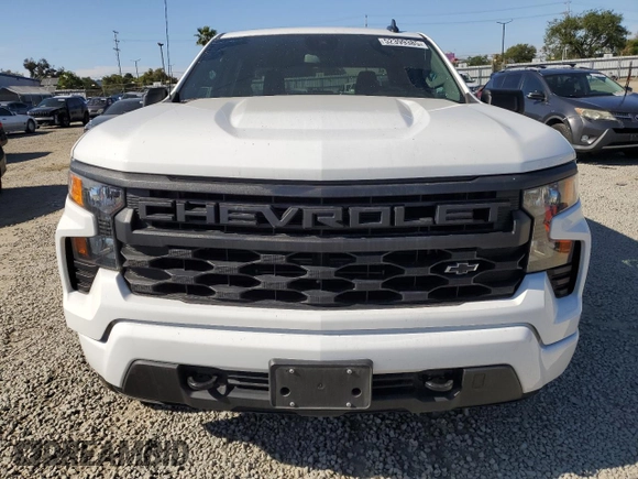 2022 Chevrolet Silverado 1500 Custom with VIN 1GCPDBEK6NZ640645, listed as a Copart auction lot 52399385 with 35,464 mi miles and Salvage Title. Bid and sale history available at carsss.com. Image 5.