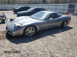 2003 Chevrolet Corvette z VIN 1G1YY22G435126122, wystawiony jako Copart lot #50449415 z przebiegiem 59 605 mil mil oraz Szkoda całkowita • Salvage title. Historia ofert i sprzedaży dostępna na DreamBid. Obrazek 1.