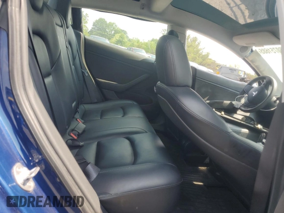 2021 Tesla Model 3 Long Range z VIN 5YJ3E1EB5MF853256, wystawiony jako Copart lot #60751685 z przebiegiem 58 959 mil mil oraz Szkoda całkowita • Salvage title. Historia ofert i sprzedaży dostępna na DreamBid. Obrazek 10.