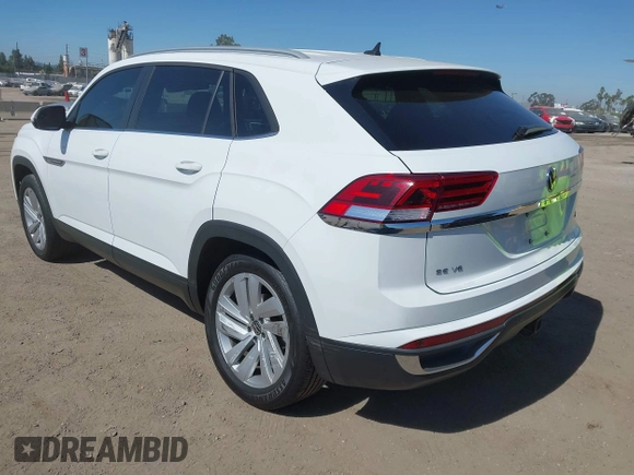 2021 Volkswagen Atlas SE with VIN 1V2HE2CA2MC209716, listed as a IAAI auction lot 42710825 with 29,484 mi miles and . Bid and sale history available at DreamBid. Image 3.