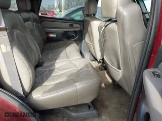 2002 Chevrolet Tahoe LT with VIN 1GNEK13Z42J169278, listed as a IAAI auction lot 41743076 with 227,870 mi miles. Bid and sale history available at carsss.com. Image 8.