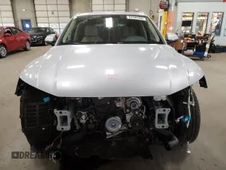 2024 Audi Q5 Premium with VIN WA1ABAFY1R2094807, listed as a Copart auction lot 72709184 with 2,632 mi miles and Salvage Title. Bid and sale history available at carsss.com. Image 5.