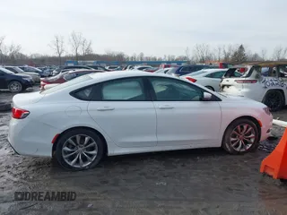 2016 Chrysler 200 S with VIN 1C3CCCBG4GN109871, listed as a IAAI auction lot 41666592 with 1 mi miles. Bid and sale history available at carsss.com. Image 12.