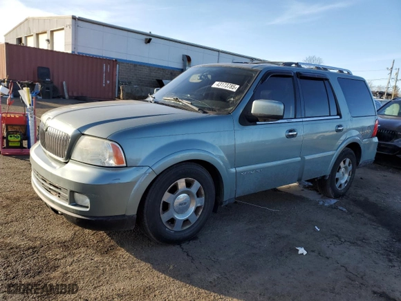 2006 Lincoln Navigator Luxury with VIN 5LMFU28596LJ11608, listed as a Copart auction lot 43173785 with 133,421 mi miles and Salvage Title. Bid and sale history available at carsss.com. Image 1.