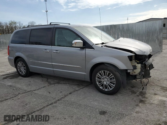 2014 Chrysler Town & Country Touring L z VIN 2C4RC1CG3ER200123, wystawiony jako Copart lot #52604085 z przebiegiem 146 761 mil mil oraz Szkoda całkowita • Salvage title. Historia ofert i sprzedaży dostępna na DreamBid. Obrazek 4.