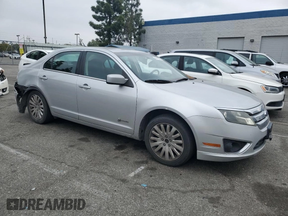 2010 Ford Fusion Hybrid z VIN 3FADP0L35AR110293, wystawiony jako Copart lot #43419065 z przebiegiem 163 946 mil mil oraz Szkoda całkowita • Salvage title. Historia ofert i sprzedaży dostępna na DreamBid. Obrazek 4.