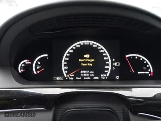 2013 Mercedes-Benz S-Class S 63 AMG with VIN WDDNG7EB3DA493697, listed as a IAAI auction lot 41307788 with 113,561 mi miles. Bid and sale history available at carsss.com. Image 7.