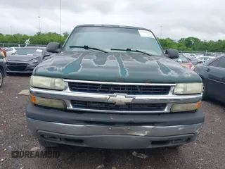 2002 Chevrolet Suburban LT with VIN 1GNEC16ZX2J248205, listed as a IAAI auction lot 42188458 with 343,846 mi miles and . Bid and sale history available at DreamBid. Image 12.