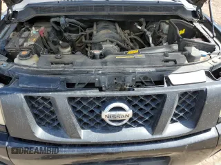 2012 Nissan Titan SV z VIN 1N6AA0EK1CN302199, wystawiony jako Copart lot #63037615 z przebiegiem 184 330 mil mil oraz Szkoda całkowita • Salvage title. Historia ofert i sprzedaży dostępna na DreamBid. Obrazek 11.