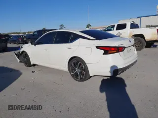 2019 Nissan Altima SR with VIN 1N4AL4CV0KC245074, listed as a Copart auction lot 49222565 with 112,769 mi miles and Clean Title. Bid and sale history available at DreamBid. Image 2.