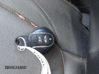 2015 MINI Hardtop с VIN WMWXM5C51F3A57788, выставлен на аукционе IAAI как лот 42103399 с пробегом 150 000 миль миль и . История ставок и продаж доступна на DreamBid. Изображение 11.