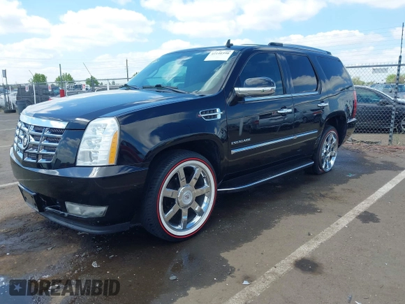 2010 Cadillac Escalade Luxury с VIN 1GYUCBEFXAR214311, выставлен на аукционе IAAI как лот 42140390 с пробегом 143 200 миль миль и . История ставок и продаж доступна на DreamBid. Изображение 2.