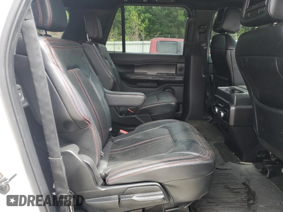 2019 Ford Expedition Max Limited с VIN 1FMJK2AT5KEA10835, выставлен на аукционе Copart как лот 58544805 с пробегом 108 805 миль миль и Списание • Salvage title. История ставок и продаж доступна на DreamBid. Изображение 11.
