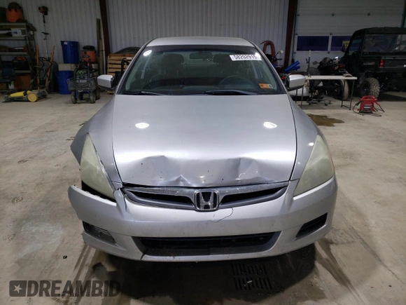 2007 Honda Accord LX z VIN 1HGCM564X7A108219, wystawiony jako Copart lot #58202915 z przebiegiem 184 839 mil mil oraz Szkoda całkowita • Salvage title. Historia ofert i sprzedaży dostępna na DreamBid. Obrazek 5.