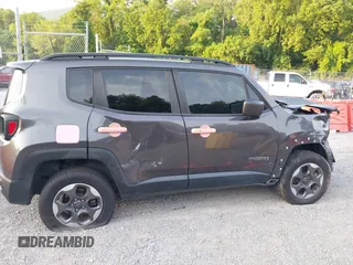 2018 Jeep Renegade Sport with VIN ZACCJBAB4JPH46467, listed as a IAAI auction lot 42590631 with 77,645 mi miles and . Bid and sale history available at DreamBid. Image 12.