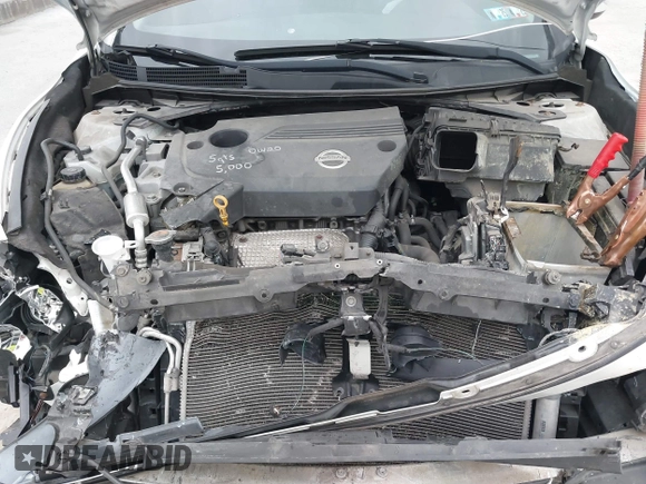2014 Nissan Altima 2.5 S with VIN 1N4AL3AP0EN334215, listed as a IAAI auction lot 41848883 with 175,890 mi miles. Bid and sale history available at carsss.com. Image 10.