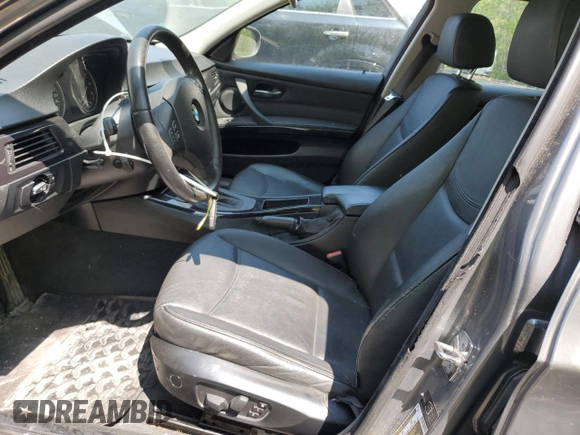 2009 BMW 3 Series 328i xDrive with VIN WBAPK735X9A449375, listed as a Copart auction lot 58939475 with 255,512 mi miles and Non repairable. Bid and sale history available at DreamBid. Image 7.