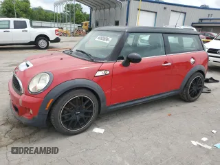 2013 MINI Clubman S z VIN WMWZG3C54DT576283, wystawiony jako Copart lot #60805695 z przebiegiem Nie podano mil oraz Czysty tytuł • Clean title. Historia ofert i sprzedaży dostępna na DreamBid. Obrazek 1.