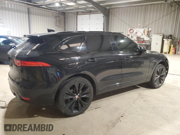 2019 Jaguar F-Pace 30t R-Sport with VIN SADCL2GX8KA605890, listed as a Copart auction lot 51619804 with 39,205 mi miles and Salvage title. Bid and sale history available at DreamBid. Image 3.