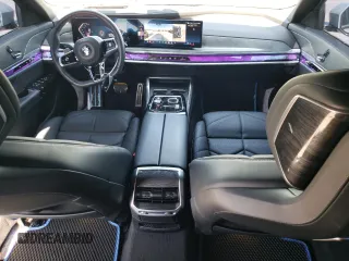 2023 BMW 7 Series 740i with VIN WBA23EH09PCM67327, listed as a Copart auction lot 73387174 with 18,228 mi miles and Salvage Title. Bid and sale history available at carsss.com. Image 8.