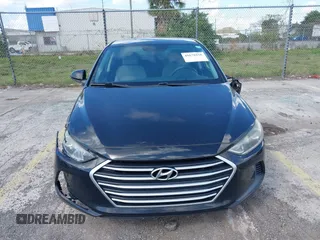 2017 Hyundai Elantra Limited z VIN 5NPD84LF2HH018421, wystawiony jako IAAI lot #41678556 z przebiegiem 152 256 mil mil oraz . Historia ofert i sprzedaży dostępna na DreamBid. Obrazek 12.