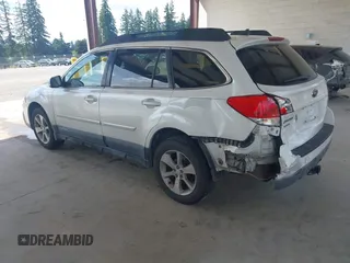 2013 Subaru Outback Limited с VIN 4S4BRCPC7D3259715, выставлен на аукционе IAAI как лот 42594425 с пробегом 193 867 миль миль и . История ставок и продаж доступна на DreamBid. Изображение 3.