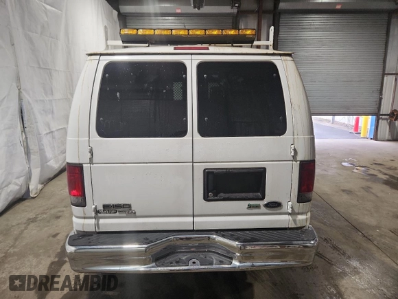 2014 Ford Econoline Cargo Commercial z VIN 1FTNE1EW9EDA49417, wystawiony jako Copart lot #57903895 z przebiegiem 39 300 mil mil oraz Czysty tytuł • Clean title. Historia ofert i sprzedaży dostępna na DreamBid. Obrazek 6.
