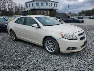 2013 Chevrolet Malibu ECO with VIN 1G11F5SR8DF152941, listed as a Copart auction lot 50490585 with 123,890 mi miles and Clean Title. Bid and sale history available at carsss.com. Image 4.