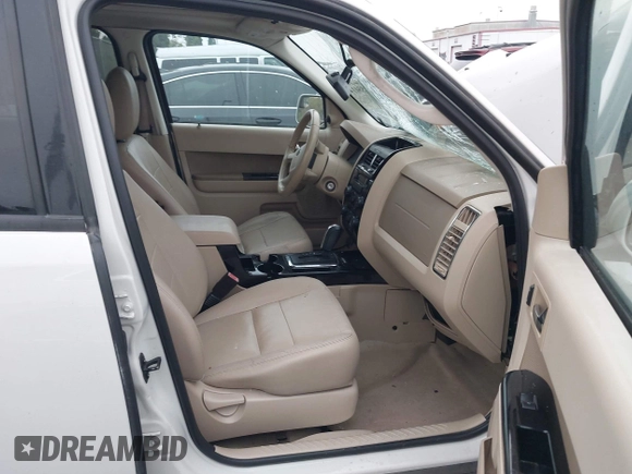 2011 Ford Escape Limited with VIN 1FMCU0EG9BKB75518, listed as a IAAI auction lot 42355014 with 90,480 mi miles and . Bid and sale history available at DreamBid. Image 5.