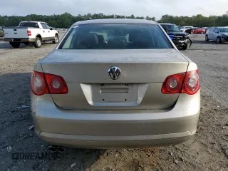 2005 Volkswagen Jetta 2.5L with VIN 3VWRF71K55M633965, listed as a Copart auction lot 58065205 with 131,424 mi miles and Salvage title. Bid and sale history available at DreamBid. Image 6.