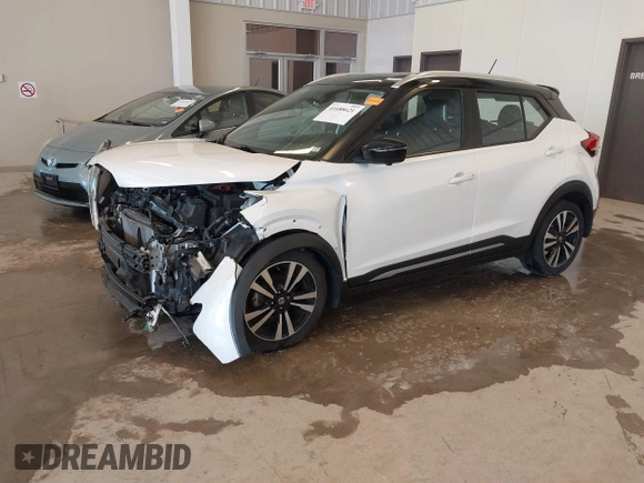 2019 Nissan Kicks SR with VIN 3N1CP5CU7KL538238, listed as a IAAI auction lot 41688621 with 40,142 mi miles. Bid and sale history available at carsss.com. Image 19.