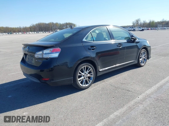 2010 Lexus HS 250h with VIN JTHBB1BA5A2027813, listed as a IAAI auction lot 42044072 with 147,818 mi miles. Bid and sale history available at carsss.com. Image 4.