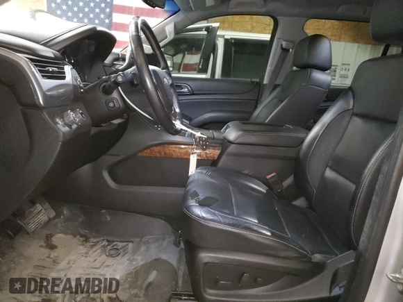 2018 Chevrolet Tahoe Premier with VIN 1GNSKCKCXJR160533, listed as a Copart auction lot 55648025 with 102,243 mi miles and Salvage title. Bid and sale history available at DreamBid. Image 7.