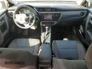 2019 Toyota Corolla L z VIN 2T1BURHE5KC219319, wystawiony jako Copart lot #54297135 z przebiegiem 68 876 mil mil oraz Szkoda całkowita • Salvage title. Historia ofert i sprzedaży dostępna na DreamBid. Obrazek 8.