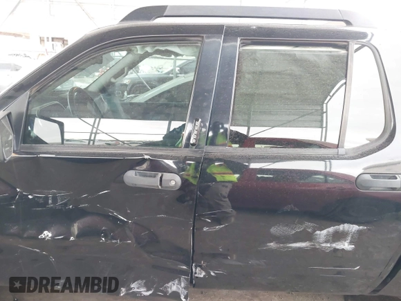 2009 Ford Explorer Sport Trac XLT с VIN 1FMEU31E79UA08233, выставлен на аукционе IAAI как лот 41357916 с пробегом 125 163 миль миль и . История ставок и продаж доступна на DreamBid. Изображение 14.