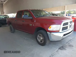 2012 Ram 2500 ST z VIN 3C6TD4CLXCG308864, wystawiony jako IAAI lot #42271179 z przebiegiem 153 668 mil mil oraz . Historia ofert i sprzedaży dostępna na DreamBid. Obrazek 1.