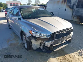 2014 Ford Fusion SE Hybrid with VIN 3FA6P0LU2ER319451, listed as a IAAI auction lot 41998180 with 170,191 mi miles. Bid and sale history available at carsss.com. Image 1.