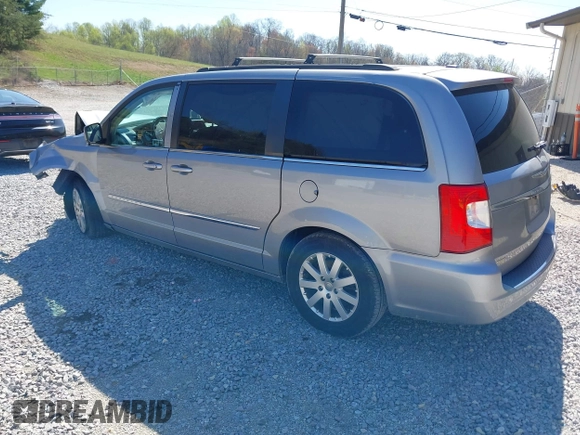 2015 Chrysler Town & Country Touring with VIN 2C4RC1BG7FR552317, listed as a IAAI auction lot 41972396 with Not Provided miles and . Bid and sale history available at carsss.com. Image 3.